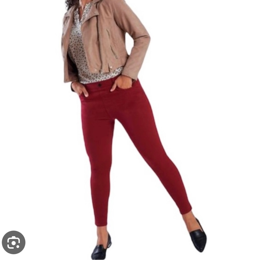 Betabrand Oxblood Denim Skinny SHORT Petite
